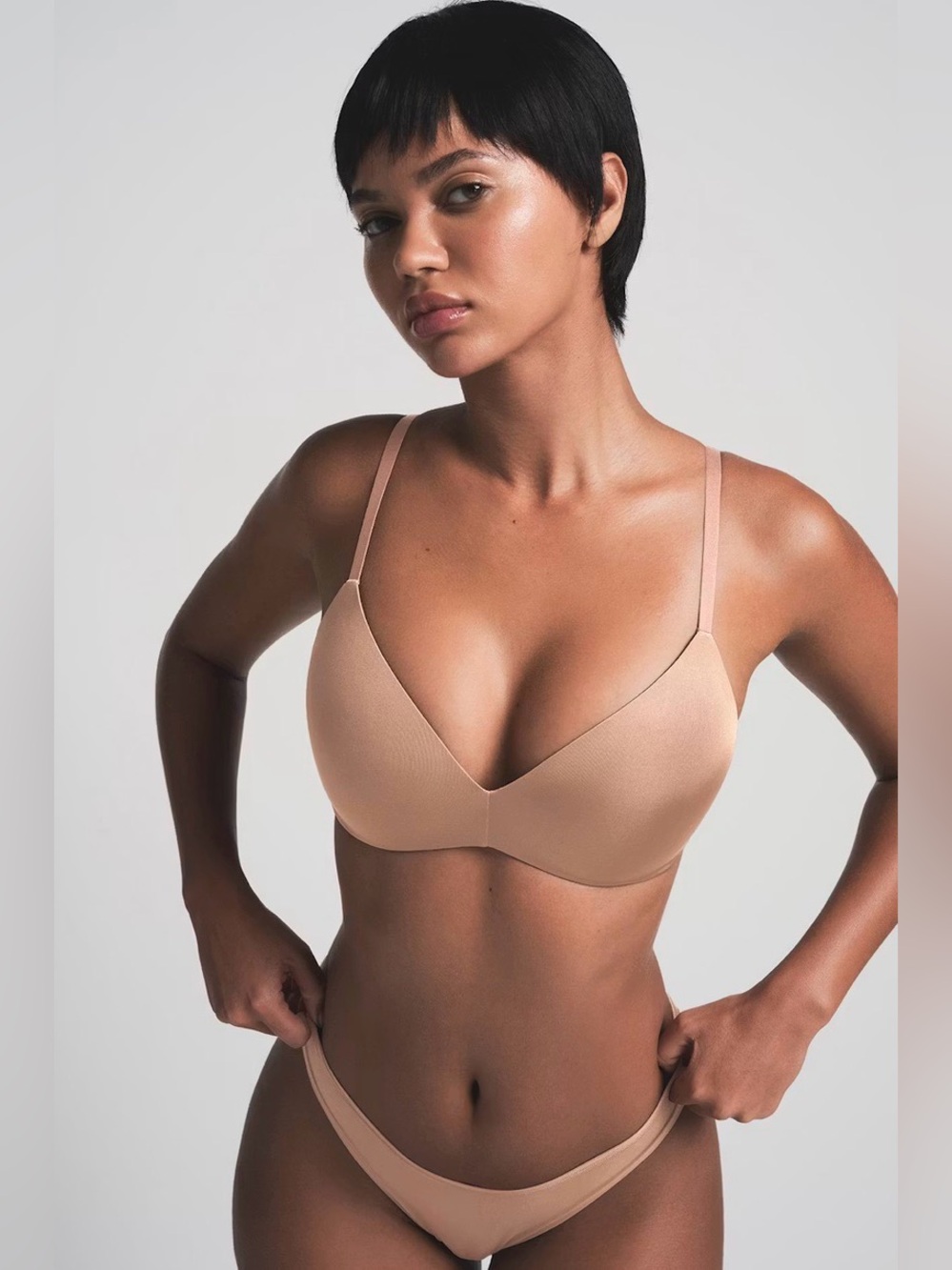 NWT SKIMS Women’s Ultimate Push Up Plunge Bra Color Sienna - Size 34DDD